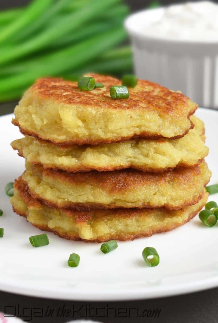 Deruni (Potato Pancakes) 