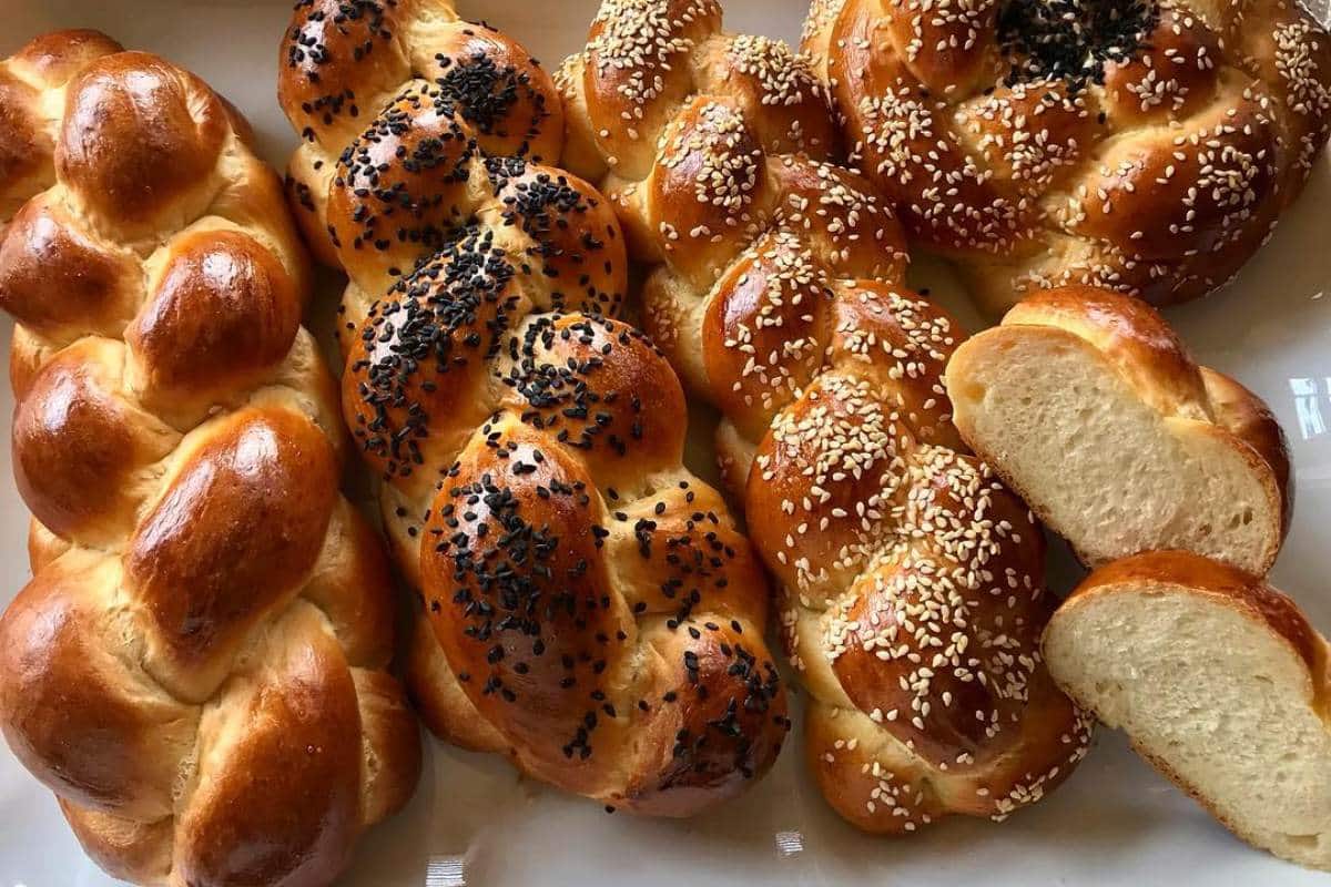 Armenian Easter Bread (Choreg)