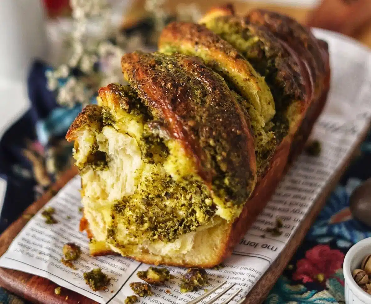 Pesto Babka