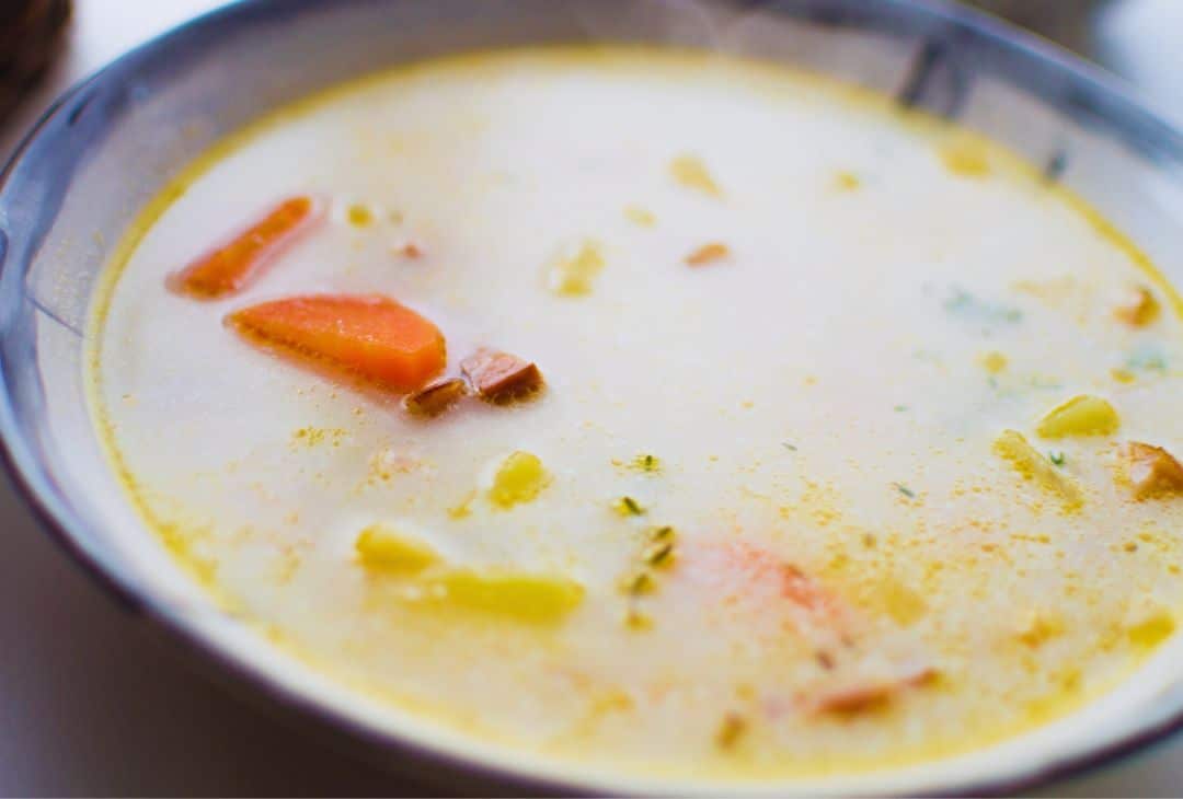 Creamy-Potato-Soup-with-Bacon-and-Fresh-Thyme.