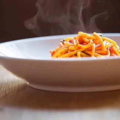 Delfina’s Spaghetti with Plum Tomatoes, Garlic & Chili Flakes