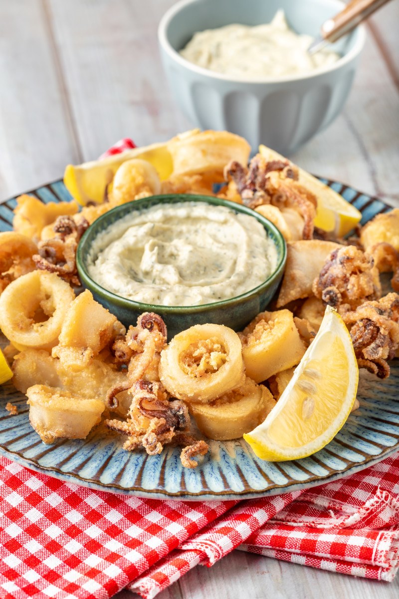 Fried Calamari with Tartar Sauce