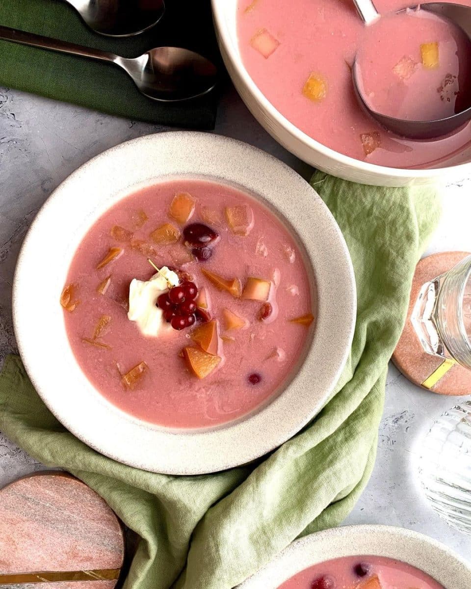 Gyümölcsleves (Fruit Soup)