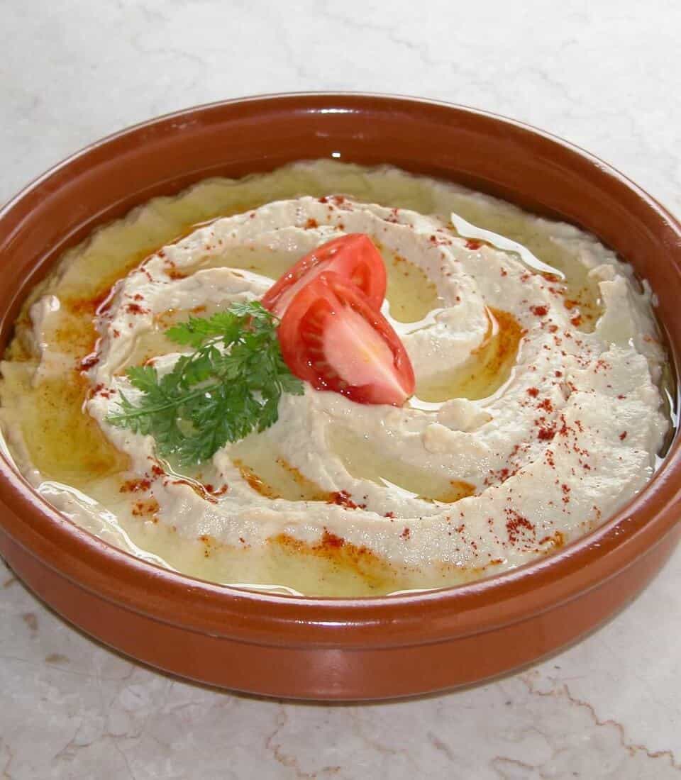 HUMMUS