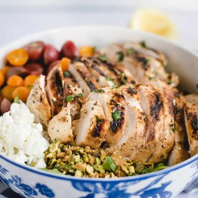 Mediterranean Salad with Grilled Chicken