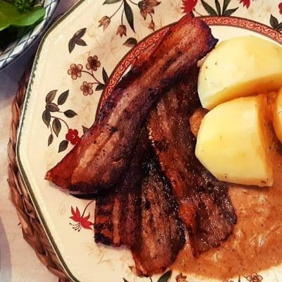 Pan-fried Pork Belly with Onion Sauce