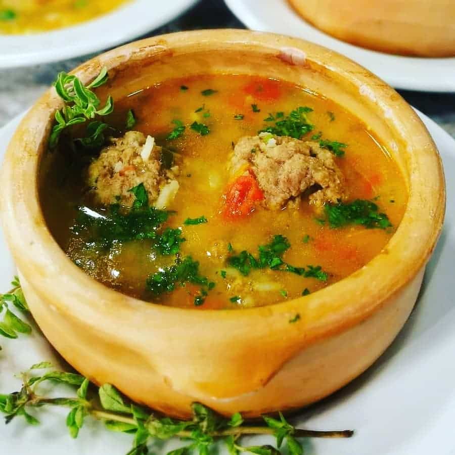 So’o apu’a (Caldo de Albondigas)