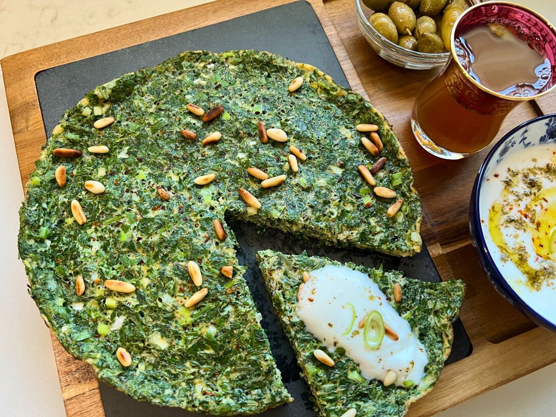 Ejjeh | Syrian Frittata (Parsley Omelet)