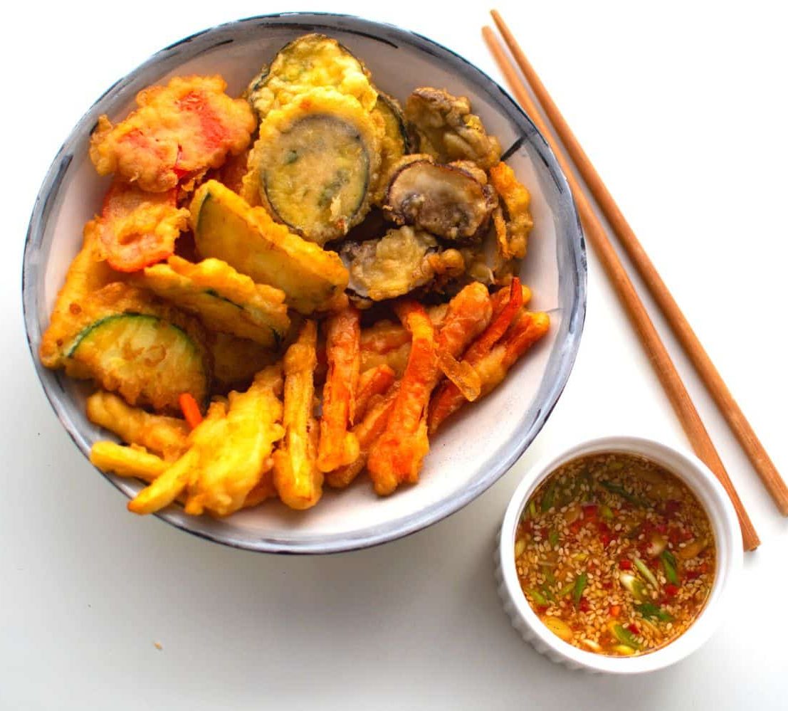 Vegetable tempura with crispy chilly soy sauce