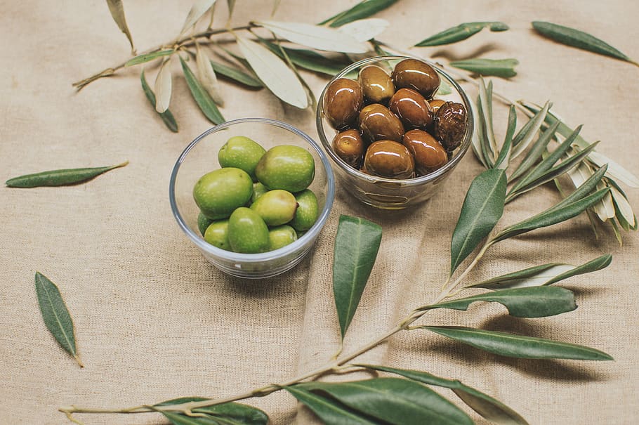 Fresh Olives